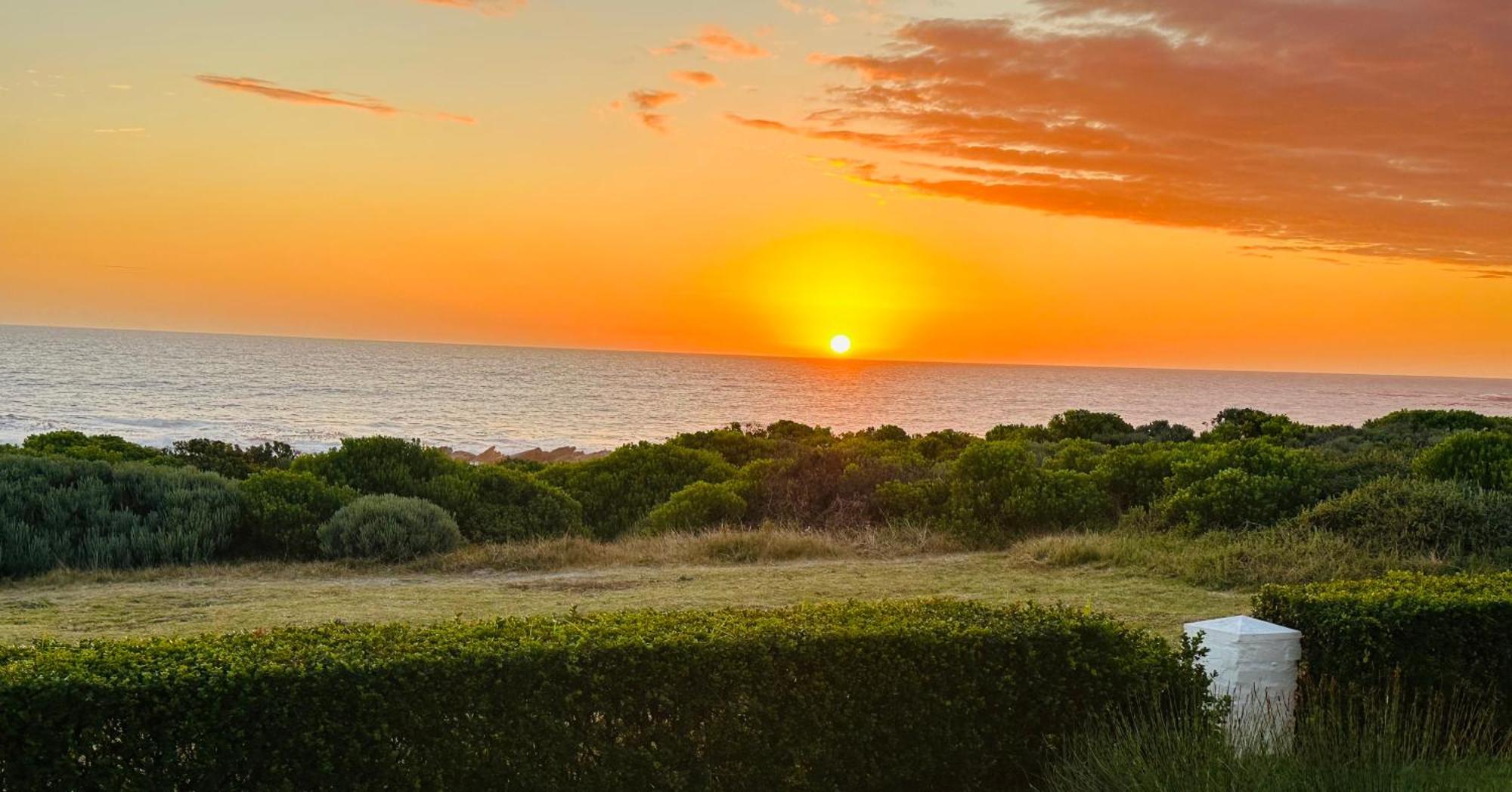 Seapearl Oceanfront Villa And Cottage Hermanus Luaran gambar